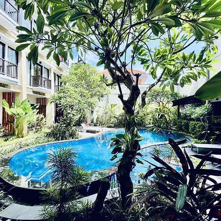 Suris Boutique Hotel