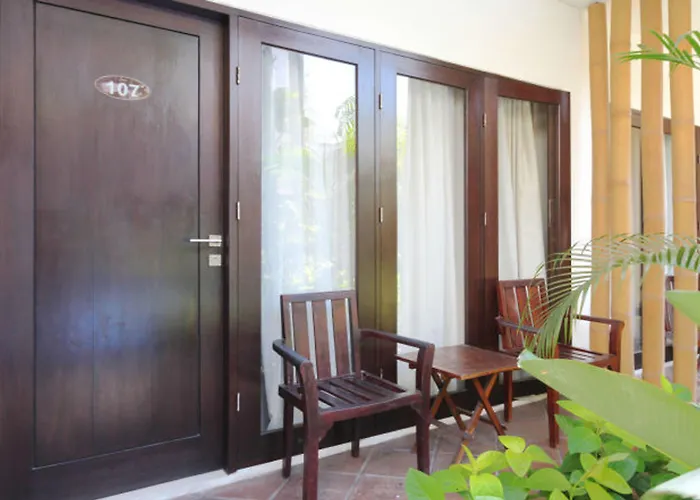Suris Boutique 3*